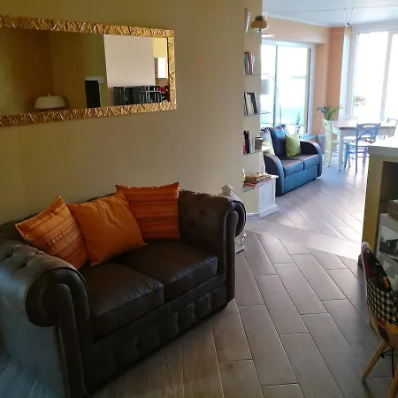 L'acero Frühstückspension Villa (Brescia)